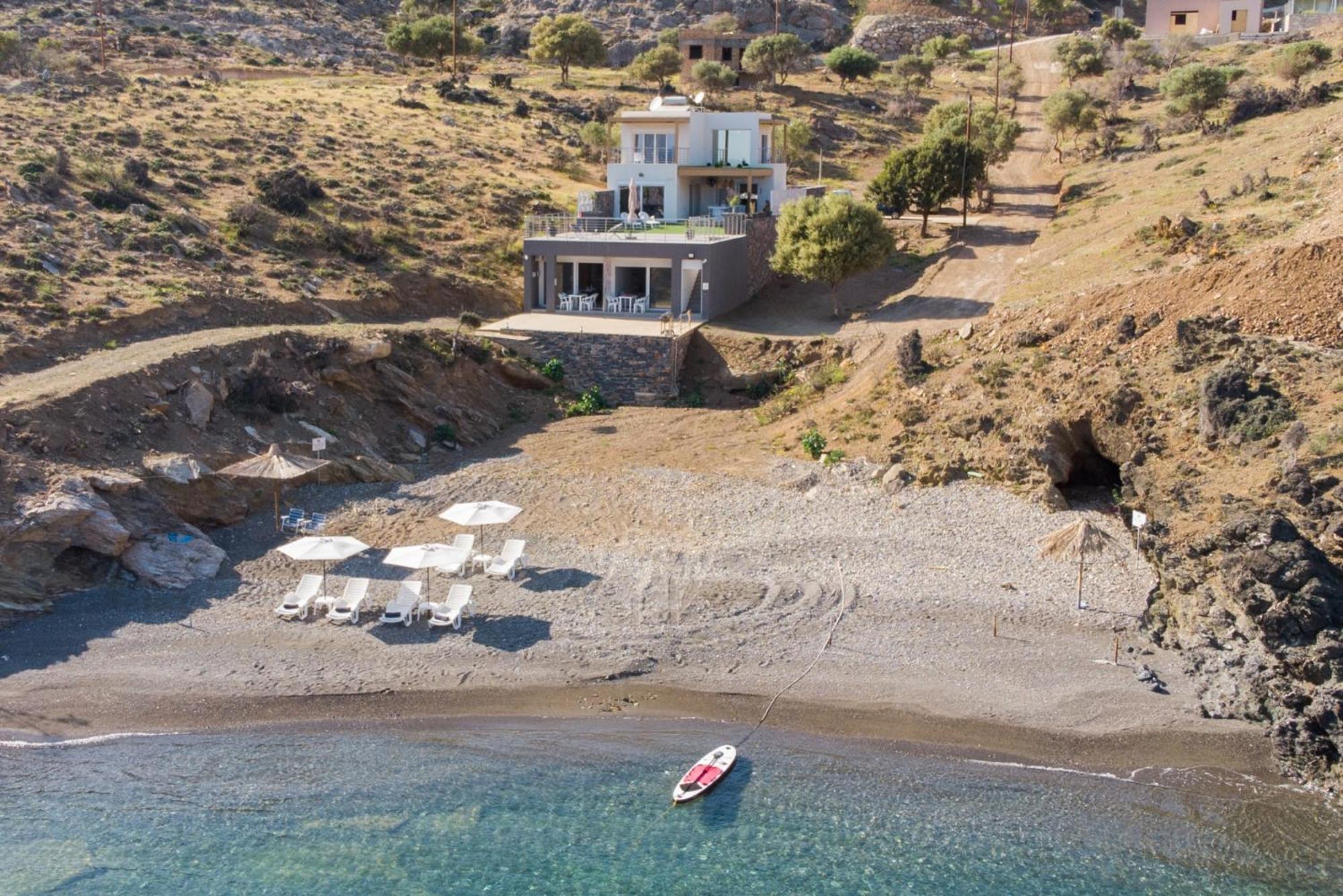 Beachfront Studio Kyma West ~ Crete'S Hidden Gem Kaloi Limenes Exterior photo